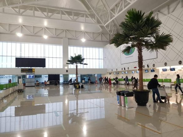 Cuaca Bruk, Bandara International Jendral Ahmad Yani Semarang tidak Beroperasi
