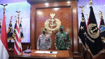 Kapolri dan KSAL Sepakat Tingkatkan Kerjasama Keamanan Perairan Laut