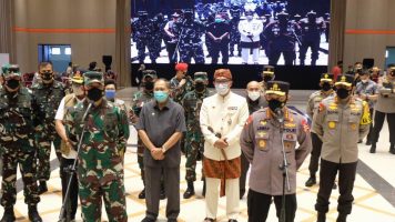 Cegah Covid-19 di Lamongan, Panglima TNI dan Kapolri Instruksikan Perkuat Pos PPKM Mikro