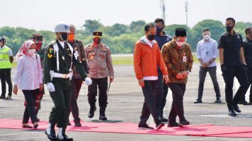Presiden Joko Widodo hari ini di Jawa Tengah, disambut Kapolda dan Pangdam IV Diponegoro