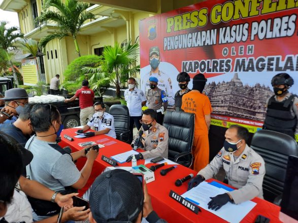 Tak Tahu Hukum Di Indonesia, Seorang Pria WNA Di Magelang Beli Puluhan Pil Psikotropika Secara Online