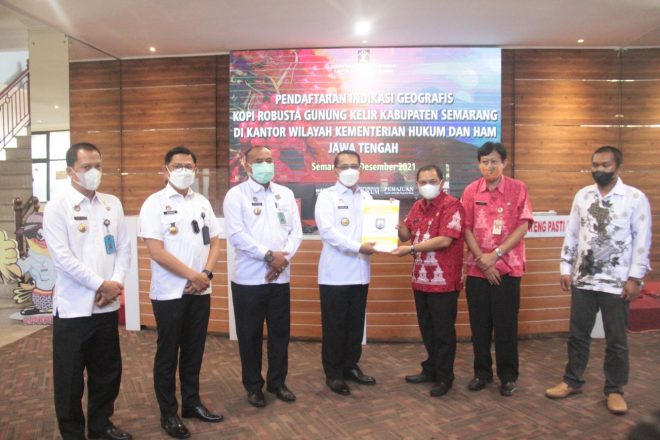 Kopi Robusta Gunung Kelir Terdaftar di Kantor Kementrian Hukum dan HAM Jawa Tengah