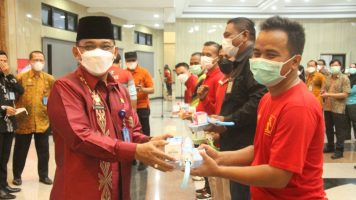 Kumham Jateng Gelar Apel Pegawai Akhiri Tahun 2021, Kakanwil Yuspahruddin Ajak Jajarannya Lakukan Evaluasi