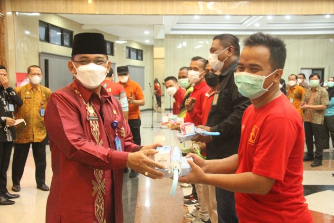 Kumham Jateng Gelar Apel Pegawai Akhiri Tahun 2021, Kakanwil Yuspahruddin Ajak Jajarannya Lakukan Evaluasi