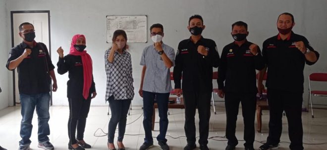 DPD GERAM Jateng dan DPC Geram Sala Tiga Berikan Penyuluhan Bahaya Narkoba bagi Pengelola Karaoke