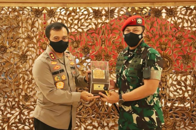 Danjen Kopassus Silaturahmi Kepolda Jateng, Sinergitas TNI-POLRI Terjalin Baik