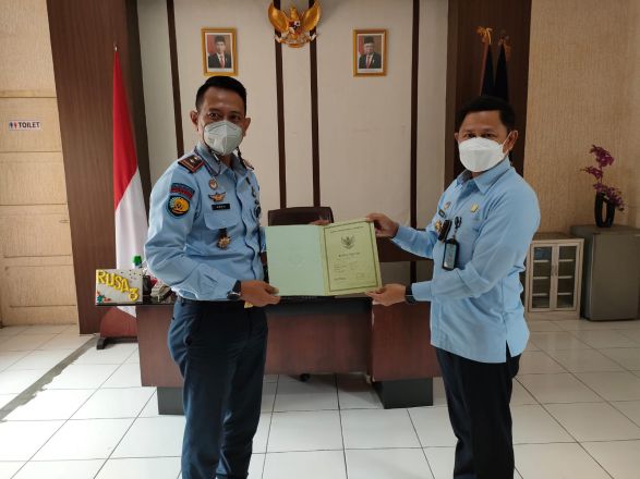Tingkatkan Pelayanan Warga Binaan, Kemenkumham Jateng Serahkan Tanah Ke Rutan Salatiga