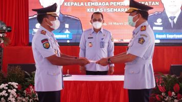 Kakanwil Kemenkumham Jawa Tengah Pimpin Sertijab Kalapas Kelas 1 Semarang