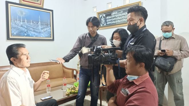 ORMAS GERAKAN JALAN LURUS BERI DUKUNGAN KE DOKTER TERAWAN