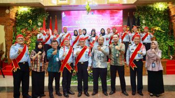 Kanwil Kemenkumham Jawa Tengah Lakukan Kegiatan Desk Evaluasi dengan iringan yel yel