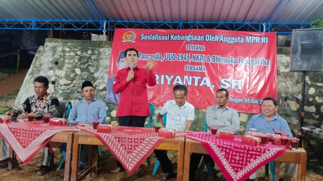 Anggota DPR/MPR RI Riyanta Gelar acara Sosialisasi Kebangsaan di Desa Karanganyar Geyer Grobogan