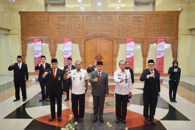 6 Orang Notaris Cuti, Kakanwil Kemenkumham Jateng Lantik Penggantinya