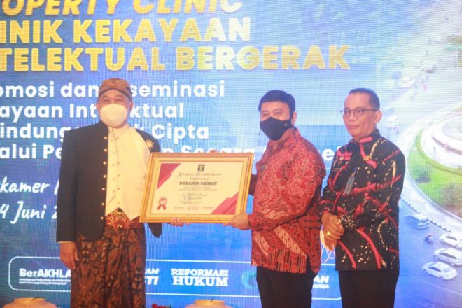 Perlindungan Hukum bagi Kekayaan Intelektual