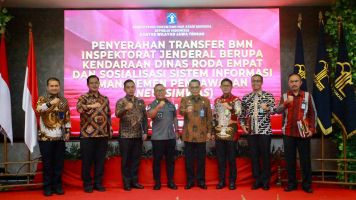 Tunjang Fasilitas Kerja, 5 UPT Terima BMN Roda 4 dari Itjen Kemenkumham