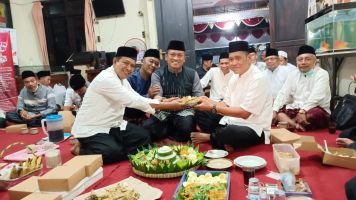 SINGKIRKAN TOLAK BALAK DAN PENINGKATAN KARAKTER FORUM LPMK GENUK GELAR MANAQIB