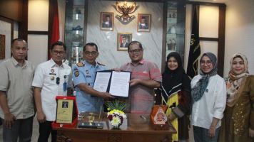 Perkuat Sinergitas, Kemenkumham Jateng – UNS Surakarta Tandatangani Nota Kesepahaman