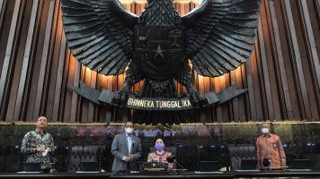 Cek Persiapan Sidang Tahunan DPR, Puan Ungkap Makna Penggunaan Ornamen Batik Khas Yogyakarta