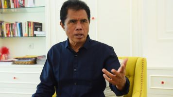 Anggota DPR RI Riyanta Mendesak Pemerintah Segera Tuntaskan Status Tenaga Honorer