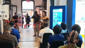 Warga Kota Semarang Wajib Tahu, Ditjen AHU Hadir Memberikan Pelayanan Publik Dalam Festival Kota Lama Semarang
