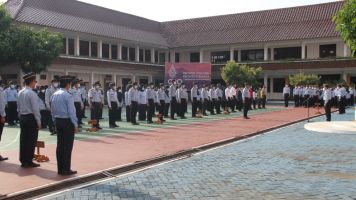 Kakanwil Kemenkumham Jawa Tengah Yuspahruddin beri Wejangan saat apel pagi