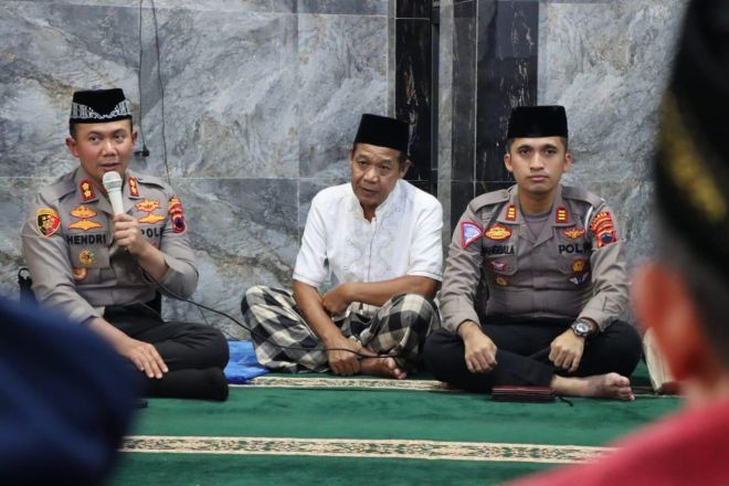 Polres Banjarnegara Gelar Program Jumat Curhat Ajang Silaturahmi Bersama Warga