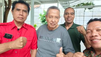 Ketua Umum Gerakan Jalan Lurus Jalin Silaturahmi dengan Mantan Gubernur Jawa Tengah Ali Mufidz