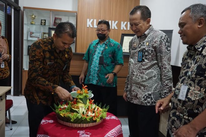 Dukung Peningkatan Pelayanan Kekayaan Intelektual di Daerah, Kadiv Yankumham resmikan Klinik KI Kabupaten Magelang