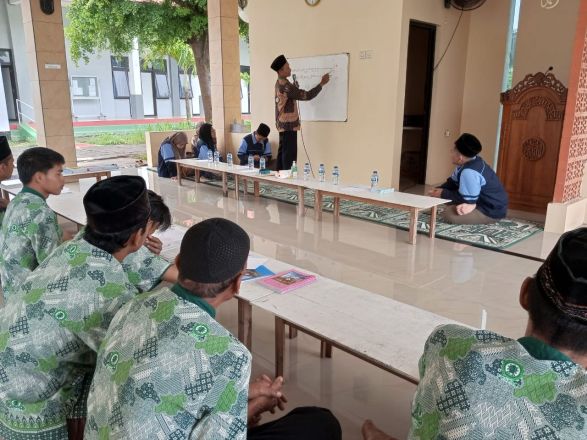 Ajari WBP Baca Al Quran, Lapas Terbuka Kendal Laksanakan Pembinaan Kepribadian
