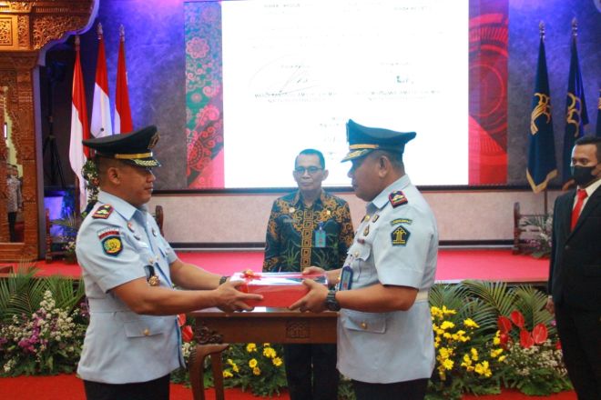 Melalui Prosesi Sertijab, Lapas Batu Nusakambangan Resmi Miliki “Nahkoda” Baru