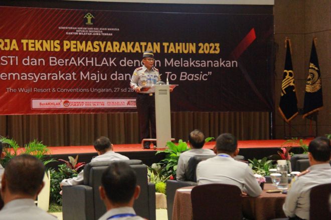 Kakanwil Kemenkumham Jawa Tengah A Yuspahruddin  membuka Rapat Kerja Teknis (Rakernis) Pemasyarakatan di Ungaran
