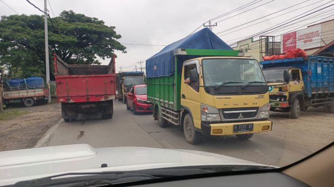 Riyanta Sidak Jalan Nasional di Karesidenan Pati Rusak Berat, Lalin Macet Total, Desak Pemerintah Segera Atasi Kasus Jalan Rusak