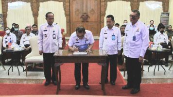 Kanwil Kumham Jateng Tanda Tangani Komitmen Pelaksanaan Aksi Pencegahan Korupsi Tahun 2023-2024