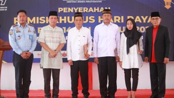 Idul Fitri Tahun 2023, Kakanwil Kemenkumham Jateng Serahkan SK Remisi di Rutan Boyolali