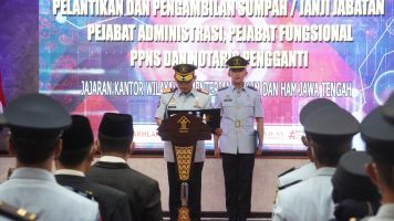 Kakanwil Kemenkumham Jawa Tengah melantik dan mengambil sumpah jabatan 39 orang