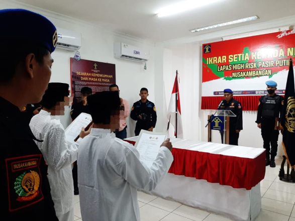Dua Narapidana Teroris Lapas Pasir Putih Kembali Ucapkan Ikrar Setia NKRI
