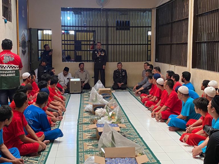 Hari Bhayangkara Ke 77, Dittahti Polda Jateng Gelar Doa Bersama dan Syukuran dengan Para Tahanan