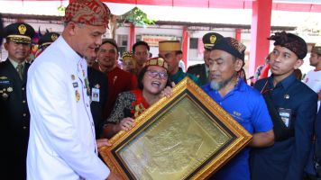 Serahkan Remisi Umum, Gubenur Jawa Tengah Apresiasi Pola Pembinaan di Lapas dan Rutan