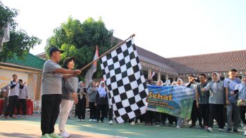 Jalan Sehat Hiasi Kemeriahan Peringatan Hari Lahir Kemenkumham Ke-78 Tahun 2023