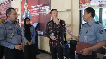 Tim Penilai Mandiri Lakukan Verifikasi Lapangan di Kanwil Kemenkumham Jateng