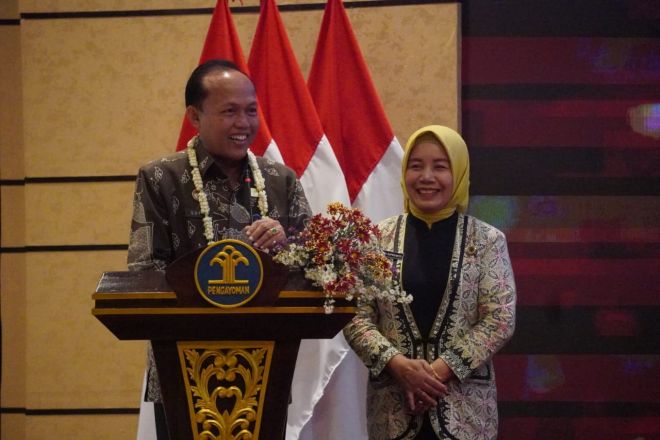 Direktur Keamanan dan Ketertiban Direktorat Jenderal Pemasyarakatan, Supriyanto dan Ketua Paguyuban Ibu-Ibu Pemasyarakatan (PIPAS) periode 2021-2023, Rita Supriyanto menyatakan pamit undur diri dari Kantor Wilayah Kemenkumham Jawa Tengah