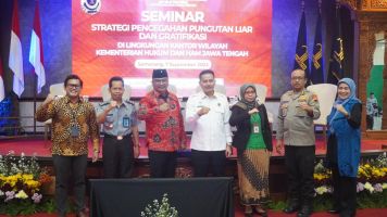 Kantor Wilayah Kementerian Hukum dan HAM Jawa Tengah menggelar Seminar Strategi Pencegahan Pungutan Liar dan Gratifikasi