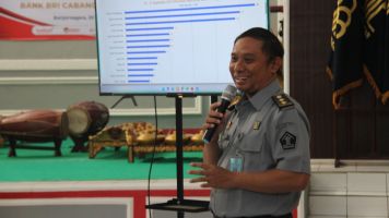 Sub Bag Humas Kanwil Kemenkumham Jawa Tengah memberikan penguatan Kehumasan di Rutan Kelas IIB Banjarnegara