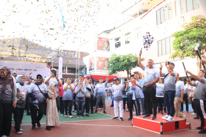 Peringati HBI Ke-74, Kemenkumham Jateng Gelar Jalan Sehat