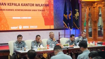 Bekali Jajaran Hadapi Tahun 2024, Kakanwil Kemenkumham Jateng Beri Arahan