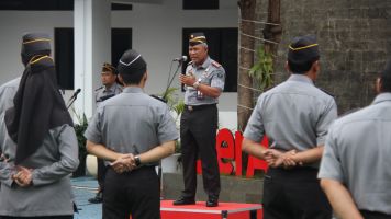 Kakanwil Kemenkumham Jawa Tengah Tejo Harwanto Pimpin Apel Pagi Memberi Peringatan Keras Atas Kinerja Jajarannya
