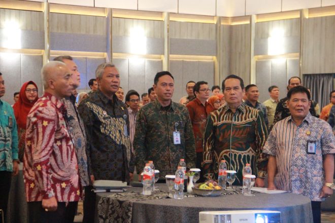Tingkatkan Layanan Kepada Masyarakat, Kanwil Kemenkumham Jateng Bersama Pengadilan Tinggi dan Pengadilan Tinggi Agama Tindak Lanjuti Nota Kesepahaman