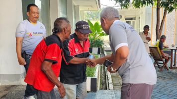 Kakanwil Kemenkumham Jawa Tengah Tejo Harwanto Gelar Sedekah Jum’at Berkah
