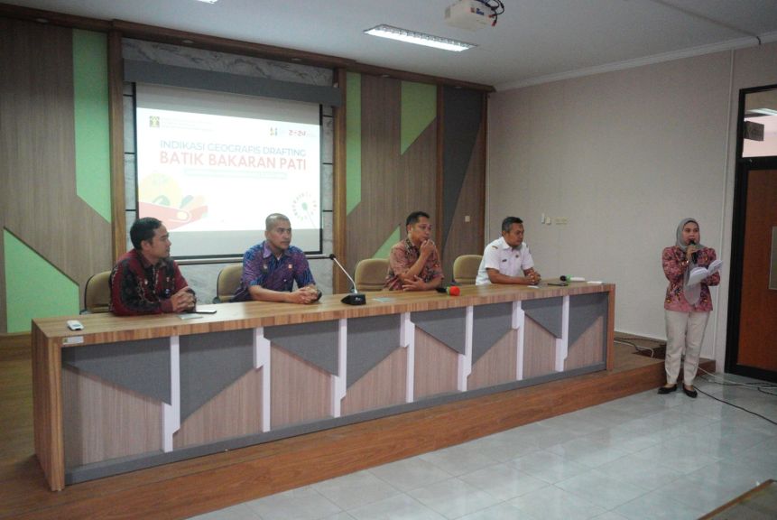 Support Batik Bakaran Terdaftar IG, Kemenkumham Jateng Dampingi Drafting Dokumen Deskripsi