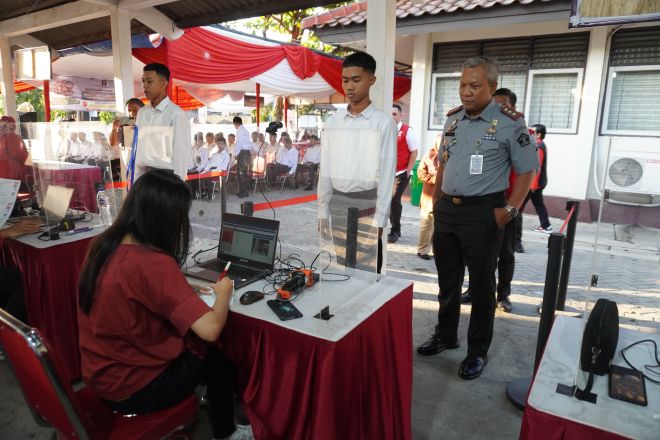 Berikan Arahan Kepada Para Peserta SKD Catar, Kakanwil : Seleksi SKD Bersih dan Transparan
