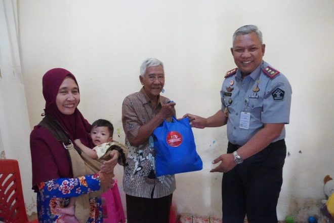 Semarak Hari Pengayoman, Kemenkumham Jateng Beranjangsana Ke Para Purnabakti